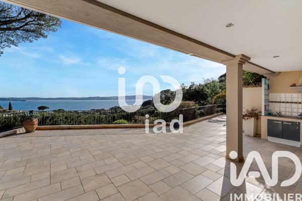 Maison à vendre 7 pièces 242 m² Sainte-Maxime