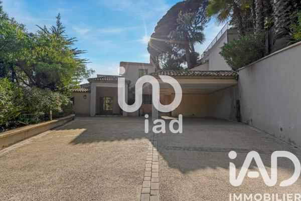 Maison à vendre 7 pièces 242 m² Sainte-Maxime