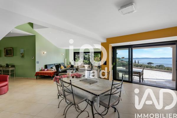 Maison à vendre 7 pièces 242 m² Sainte-Maxime