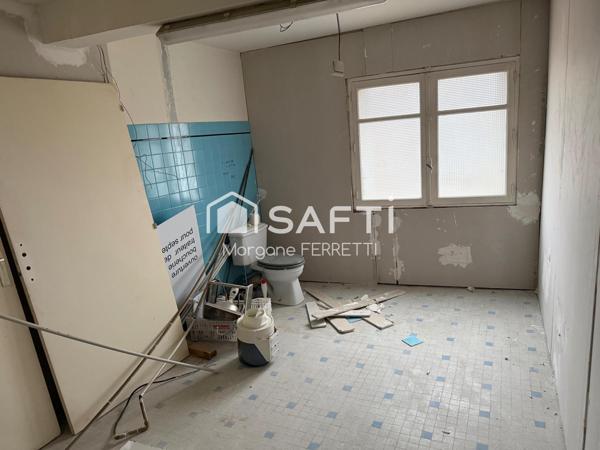 IMMEUBLE À RÉNOVER