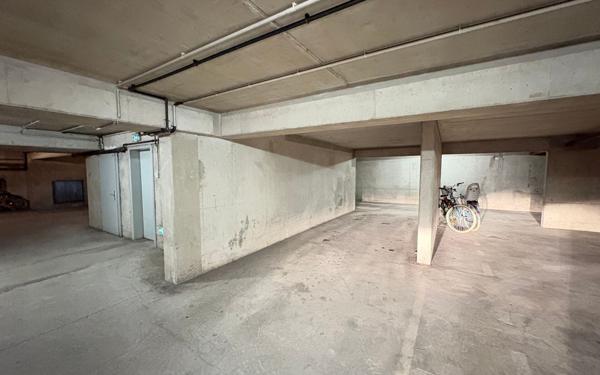 Stationnement à louer    Schiltigheim