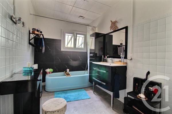 Maison à vendre  7 pièces - 177,27 m2 PESSAC - 33