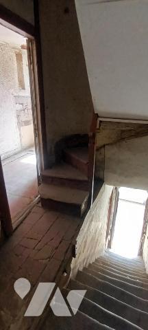 Immeuble de 3 plateaux à rénover