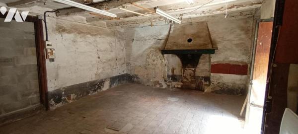 Immeuble de 3 plateaux à rénover