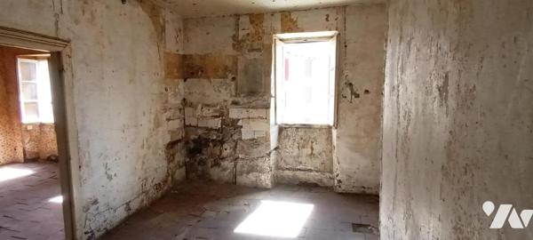 Immeuble de 3 plateaux à rénover