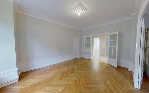 Appartement à louer    4 pièces • 98,56 m2 Lyon 6