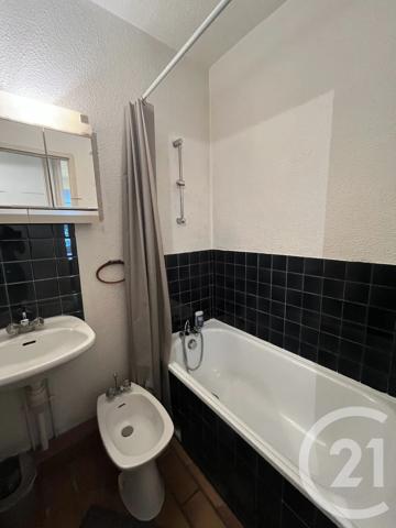 Appartement à vendre  2 pièces - 39,75 m 2   CAUTERETS  - 65