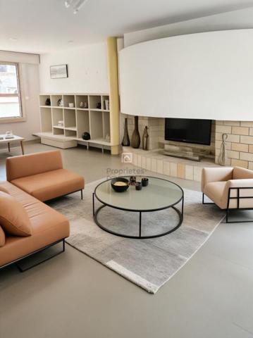 Maison d'architecte trois chambres  avec piscine et jardin