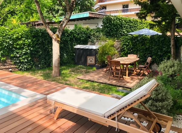 Maison d'architecte trois chambres  avec piscine et jardin