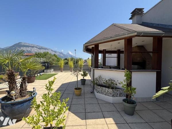 SAINT-MARTIN-D’HÈRES/secteur centre – APPARTEMENT DE PRESTIGE – DERNIER ÉTAGE – TERRASSE de 206m2