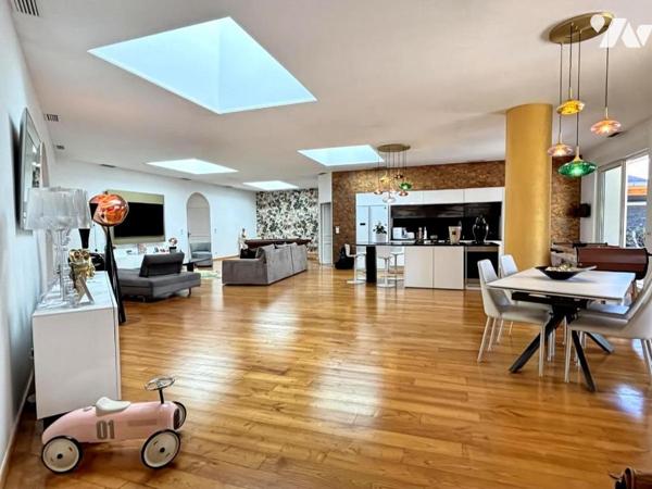 SAINT-MARTIN-D’HÈRES/secteur centre – APPARTEMENT DE PRESTIGE – DERNIER ÉTAGE – TERRASSE de 206m2