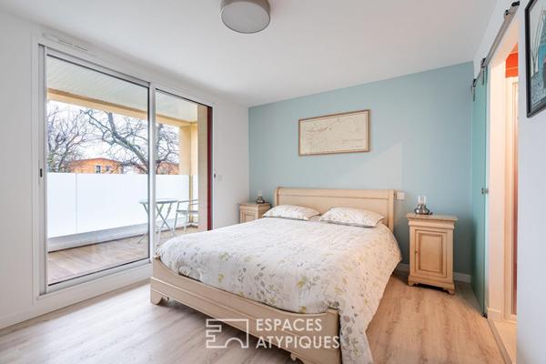 Maison familiale à l’abri des regards, à quelques pas de l’océan.