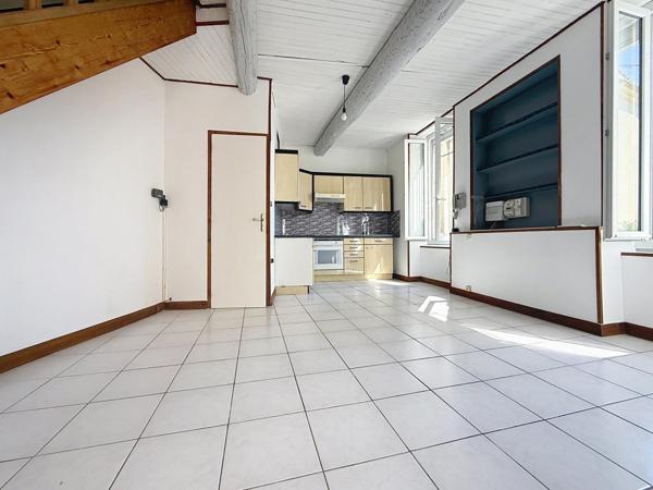 Exclusif chez Safti Maison de village proche commerce Magalas