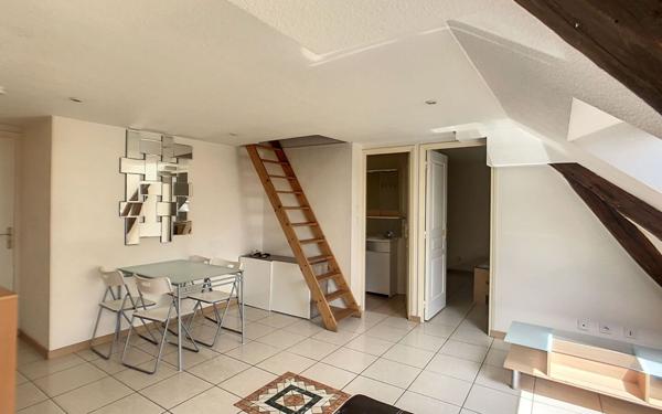 Appartement à louer    3 pièces • 28,93 m2 Montluçon