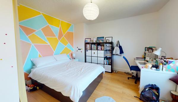 MAISON BOURGES 5 PIÈCES 130 M²