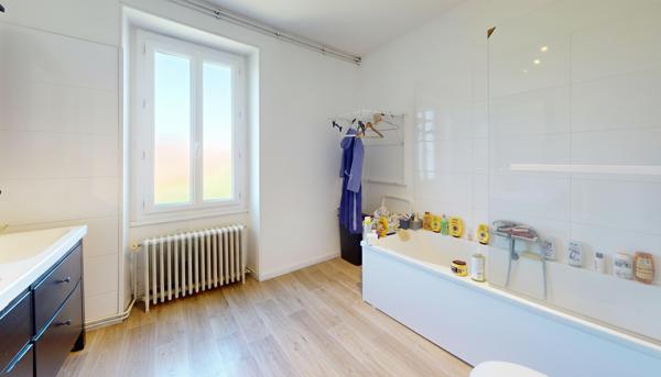 MAISON BOURGES 5 PIÈCES 130 M²