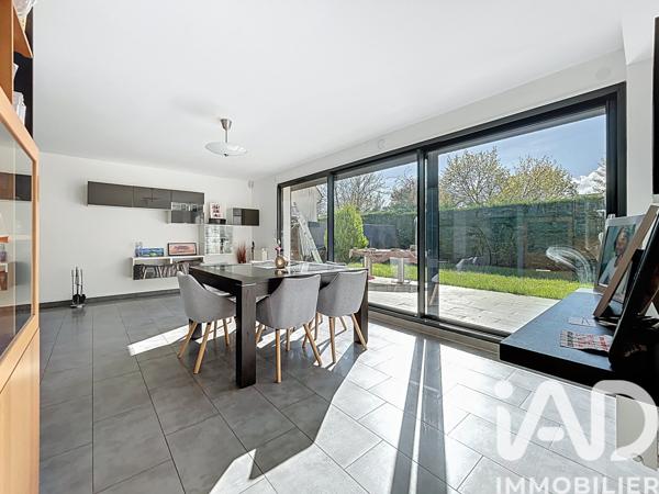 Maison à vendre 5 pièces 141 m² Bussy-Saint-Georges