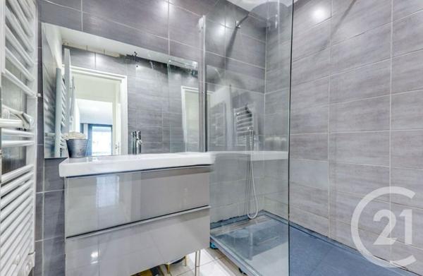 Appartement F5 à vendre  5 pièces - 113 m2 PARIS - 75020