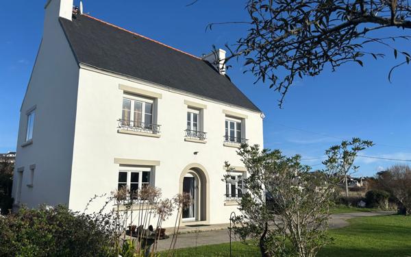 Maison à vendre    5 pièces •  Plouhinec