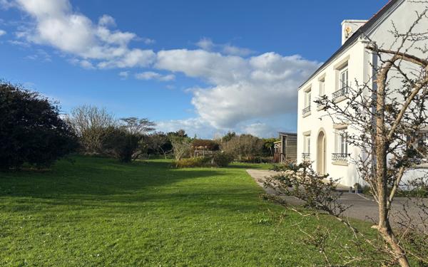 Maison à vendre    5 pièces •  Plouhinec