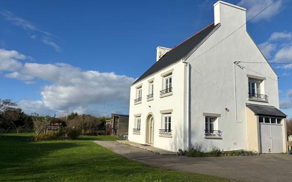 Maison à vendre    5 pièces •  Plouhinec