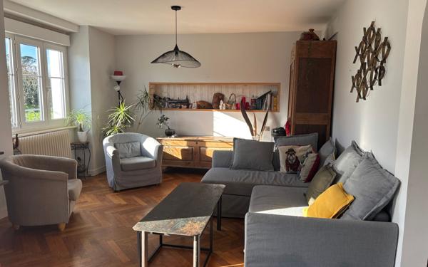 Maison à vendre    5 pièces •  Plouhinec