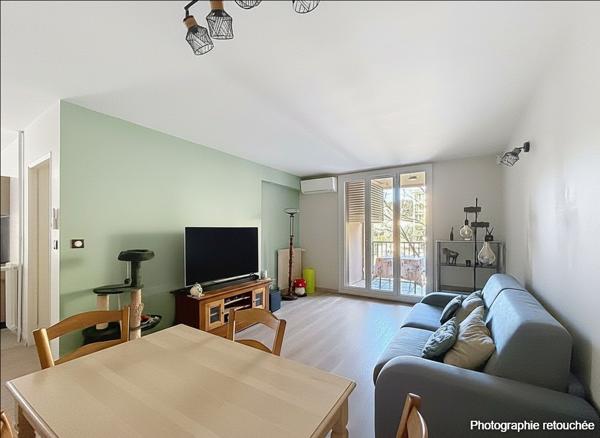 Appartement-Aix-En-Provence-3 pièces- 2 Places de Parking 1 cave