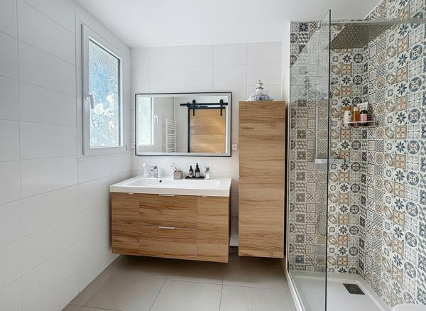 Appartement-Aix-En-Provence-3 pièces- 2 Places de Parking 1 cave