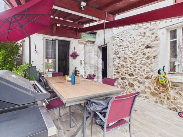Hasparren -  Vente Maison  -  Beaux volumes