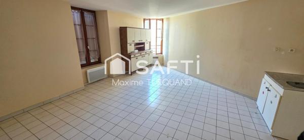 Immeuble de rapport 132m², 3 logements loués.
