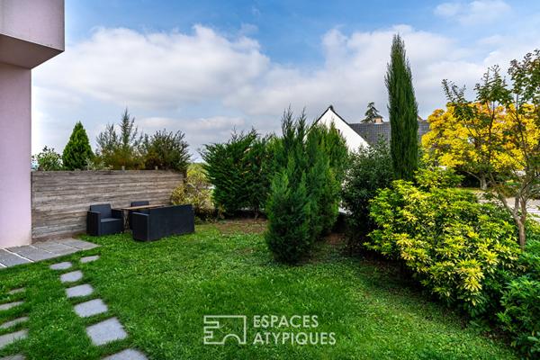 Triplex avec jardin et vue dégagée