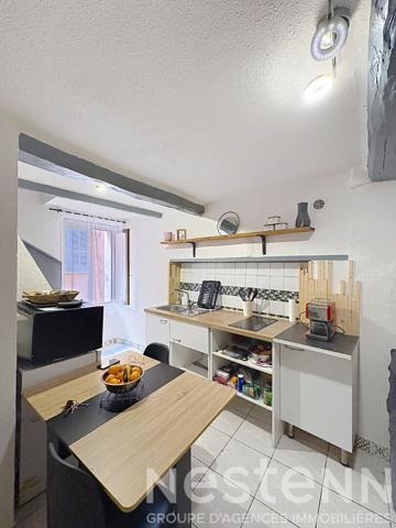 Immeuble Saint Maximin La Sainte Baume composé de deux appartements rénovés et loués.