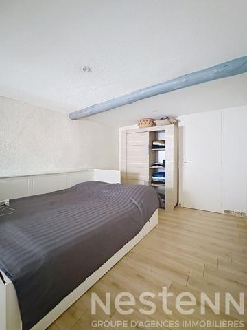 Immeuble Saint Maximin La Sainte Baume composé de deux appartements rénovés et loués.