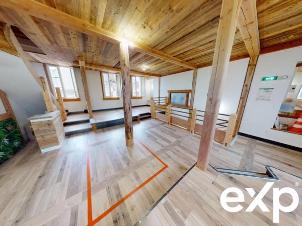 Troyes, Local Commercial Libre, Sans Droit d'entrée