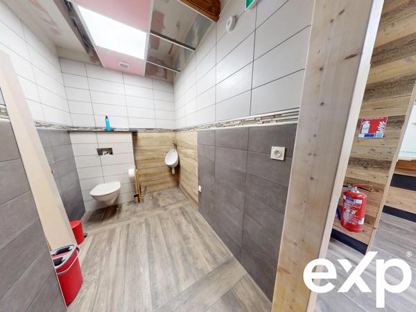 Troyes, Local Commercial Libre, Sans Droit d'entrée