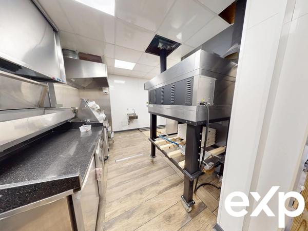 Troyes, Local Commercial Libre, Sans Droit d'entrée