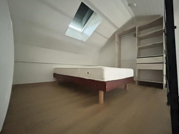 Appartement à louer 430 € CC Tarbes 1 pièce 18 m² DPE C