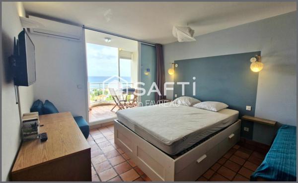 Studio meublé avec terrasse et vue mer – Tartane