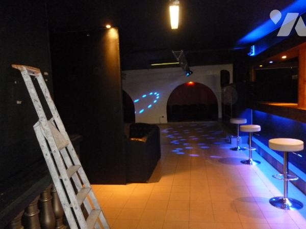 Local à usage professionnel (ancienne discothèque)