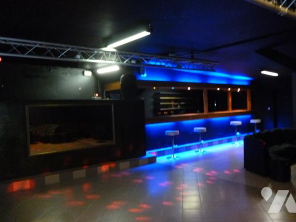 Local à usage professionnel (ancienne discothèque)