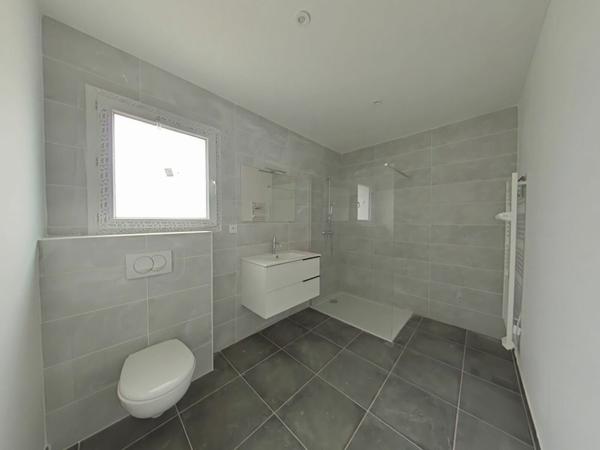 Maison à louer  4 pièces • 81,98 m2 Granges-les-Beaumont