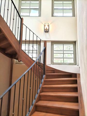 Lyon 1er. T3 - 61 m² entièrement rénové - Bords de Saône.