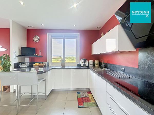Maison familiale Bonson - 5 pièces - parcelle de 920 m² piscinable