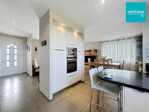 Maison familiale Bonson - 5 pièces - parcelle de 920 m² piscinable