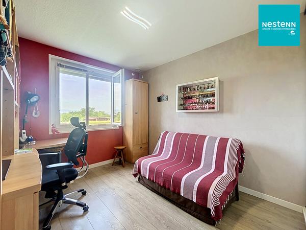 Maison familiale Bonson - 5 pièces - parcelle de 920 m² piscinable