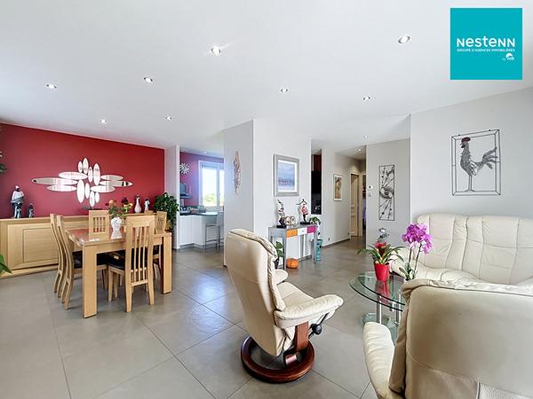 Maison familiale Bonson - 5 pièces - parcelle de 920 m² piscinable