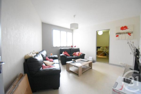 Appartement à vendre  3 pièces - 67,15 m 2   VICHY  - 03