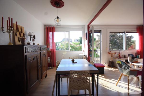 Appartement à vendre  3 pièces - 67,15 m 2   VICHY  - 03