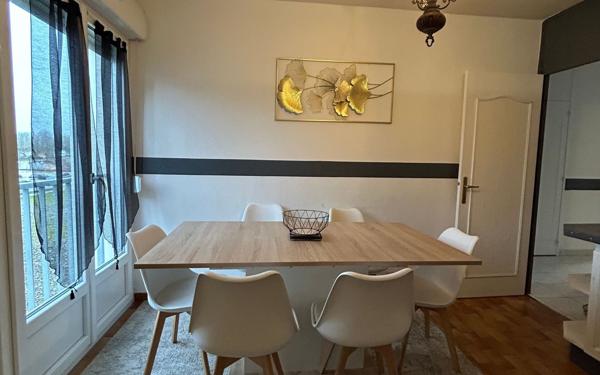 Appartement à vendre    4 pièces • 76,84 m2 Reims