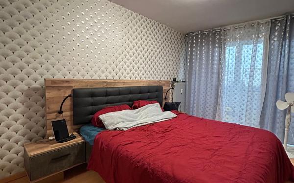 Appartement à vendre    4 pièces • 76,84 m2 Reims